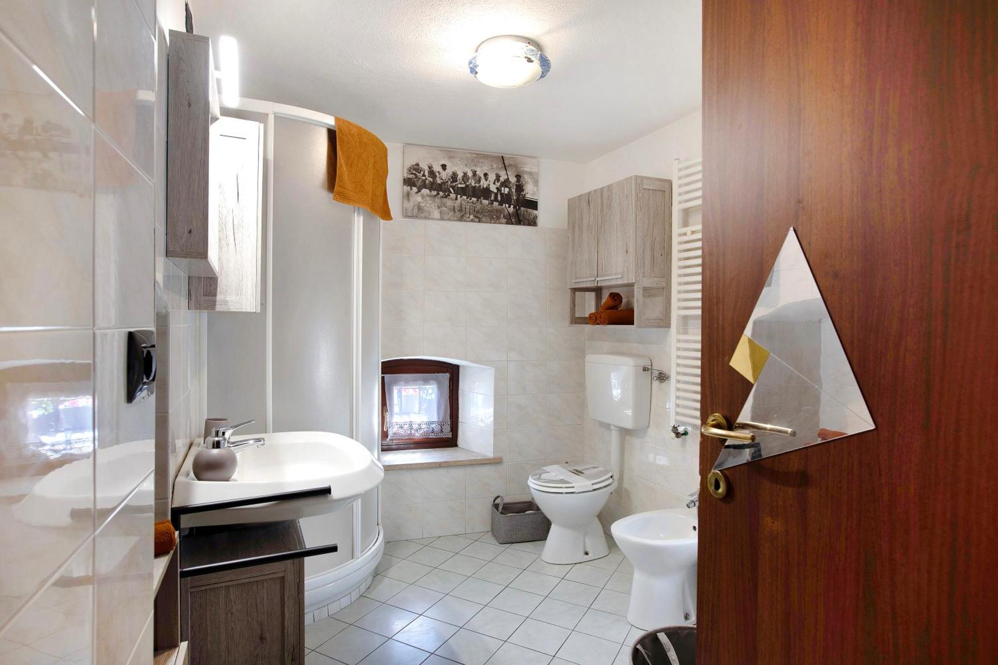 Maison Bebe Terre Blanche Aosta Bagian luar foto